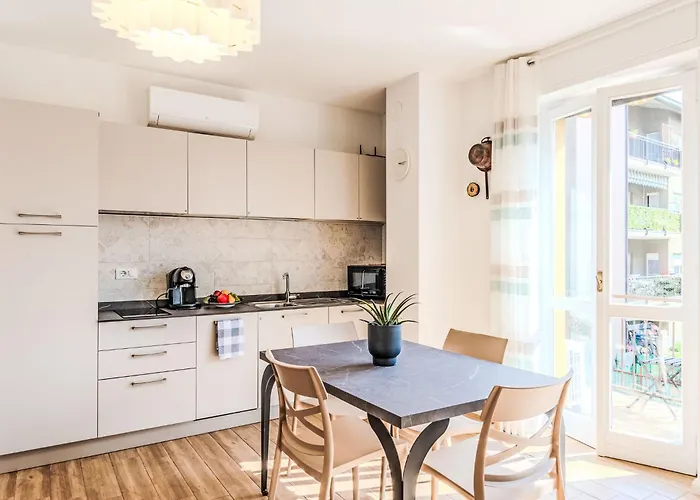 Casa Di Edi By Interhome Appartement Dervio
